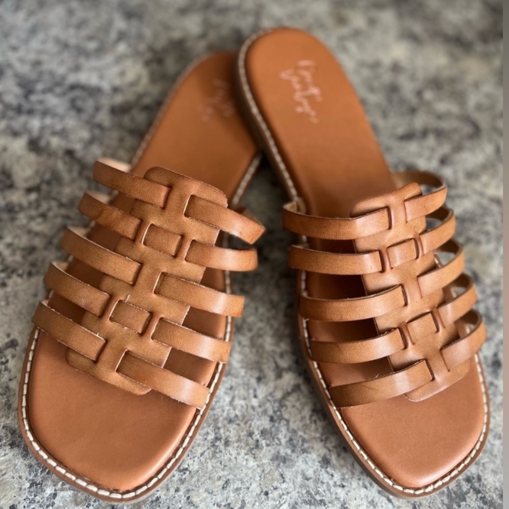 Crown vintage sandal
